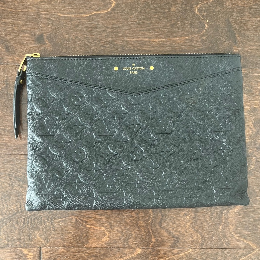 Louis Vuitton Daily Pouch